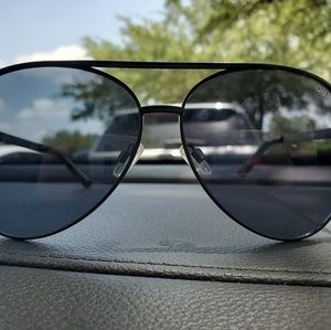 VIVIANN QUAY AUSTRALIA SHADES